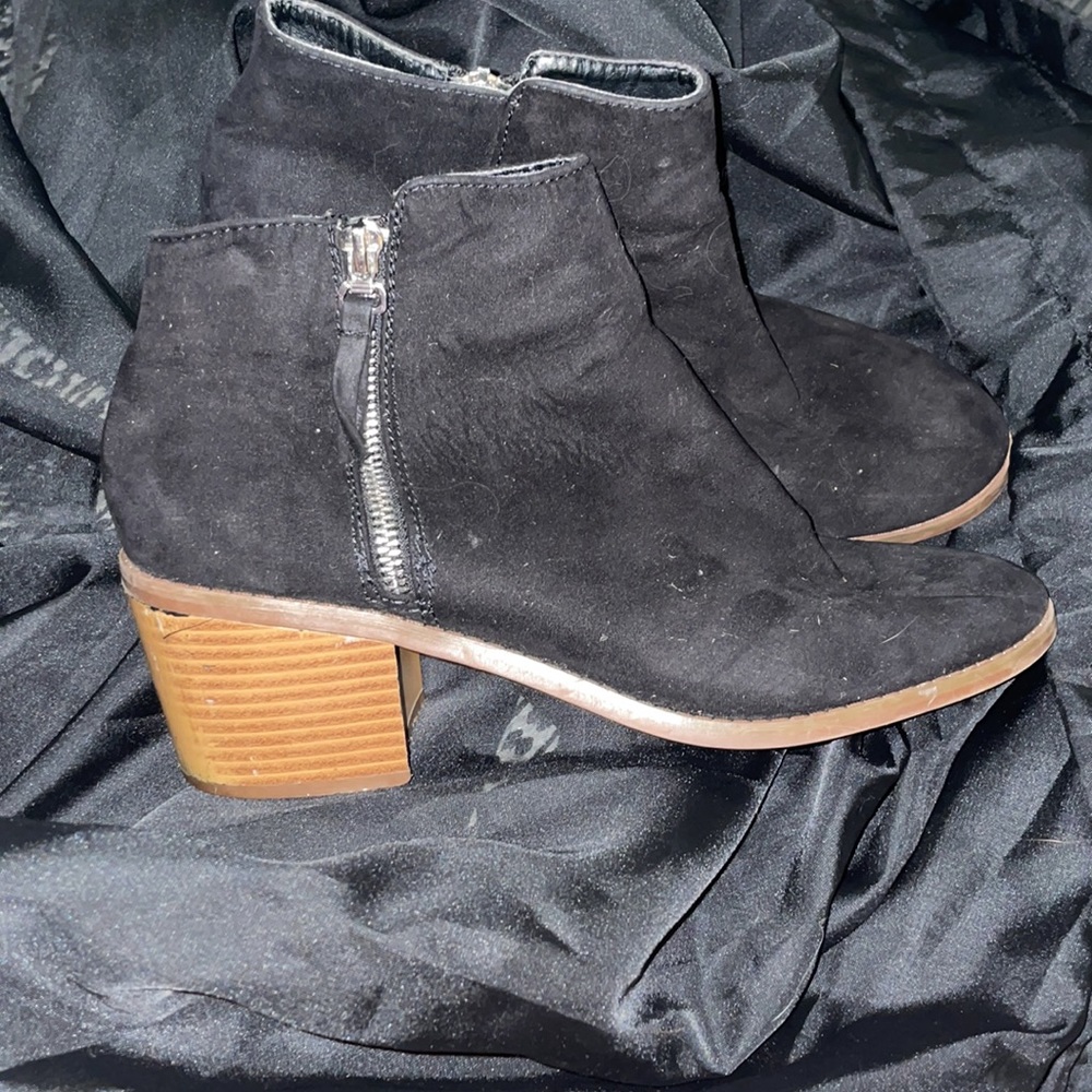 Forever 21 Ankle bootie